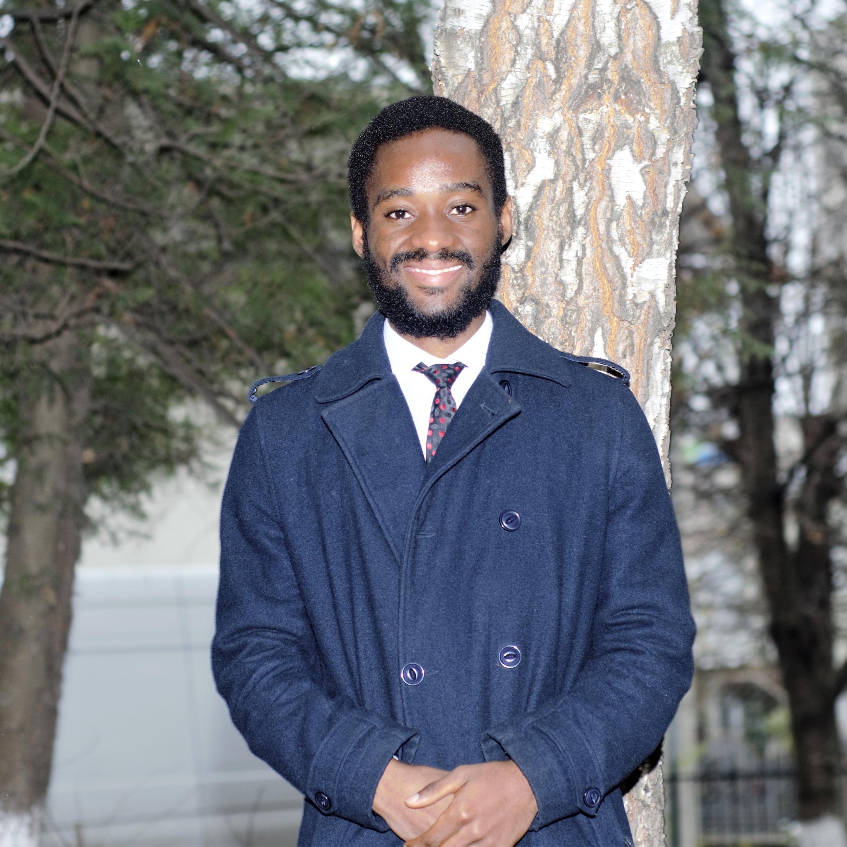 VICTOR MAINOO, M.D.