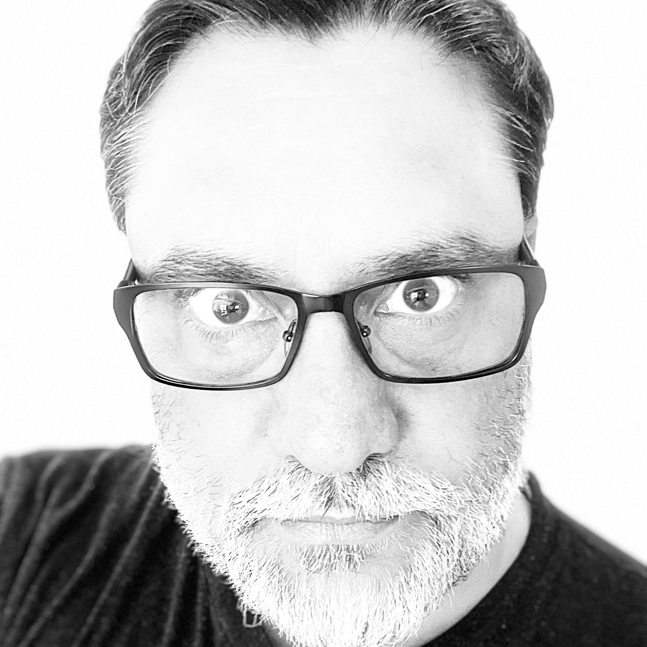 KILIAN KÜHL