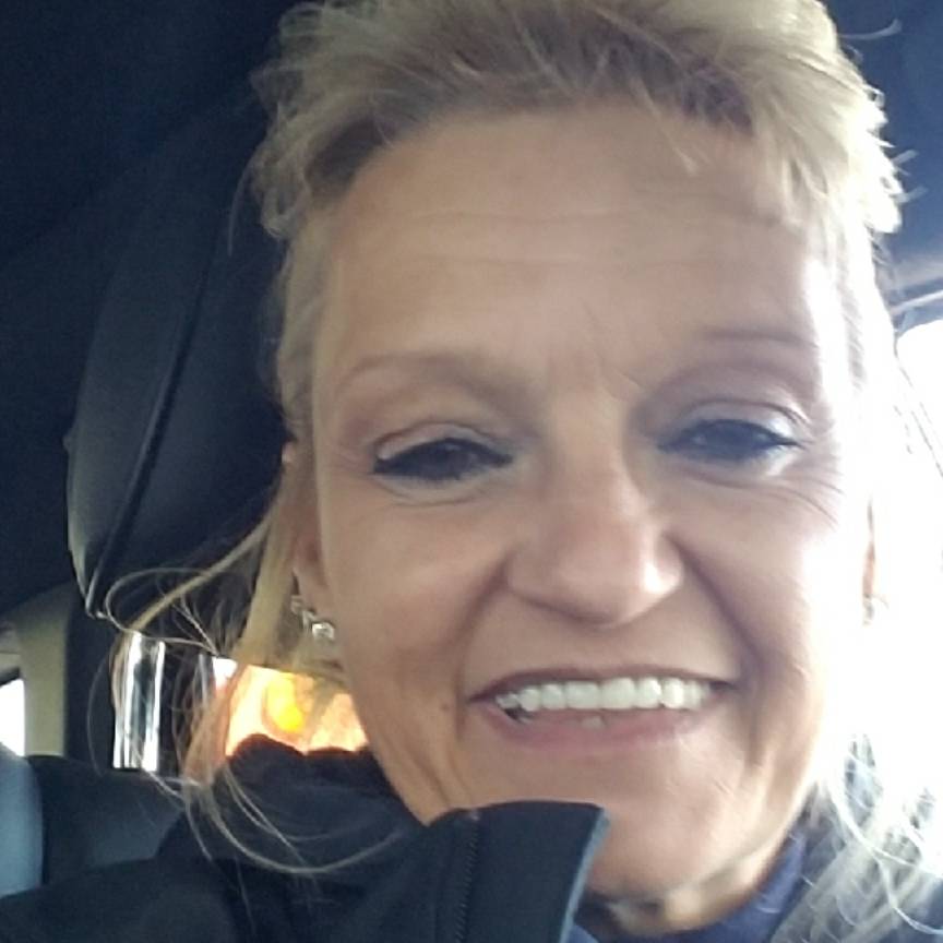 HOLLY HENTHORN