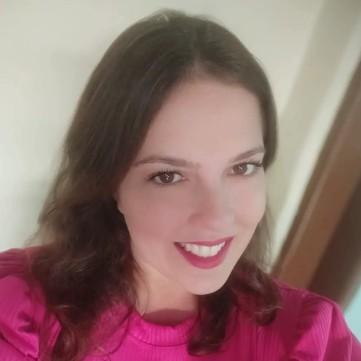 Camila Mayara Berner Esmail