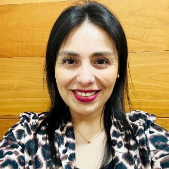 KAREN GONZÁLEZ BARNERT