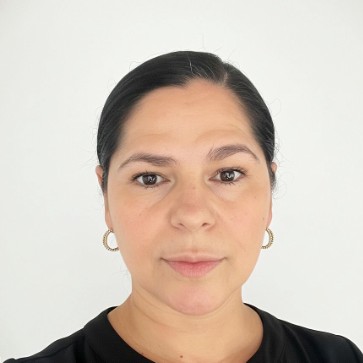 Luz Yeni Cardona Bustamante