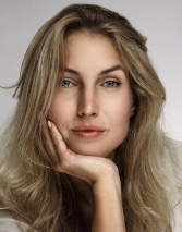 BÁRA HRDINOVÁ