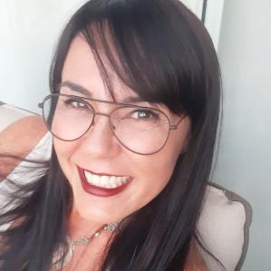 Larissa Rey Dominguez