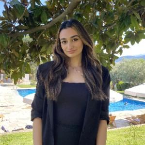 ΝIKOLETA AMVROSIDOU