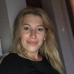 Csilla Erzsébet Bojté