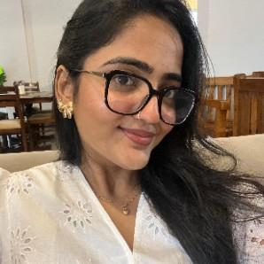 Insha Siddiqui