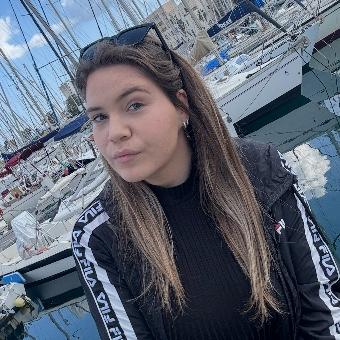 Andreea Raluca Ghiurutan