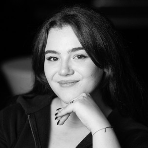 Dasha Elisabeth Elisabeth Delbano