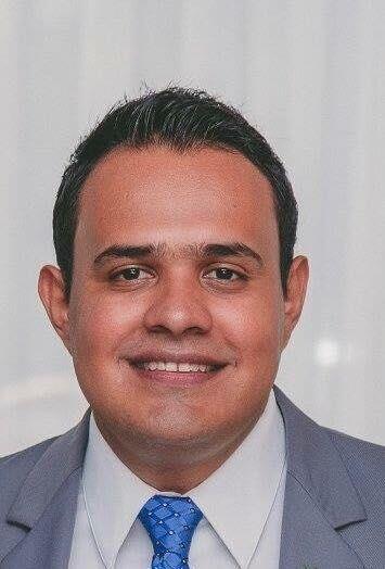 LUIS FERNANDO VALENZUELA ESPINOZA