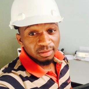 Efraim Sheehamandje Amakali