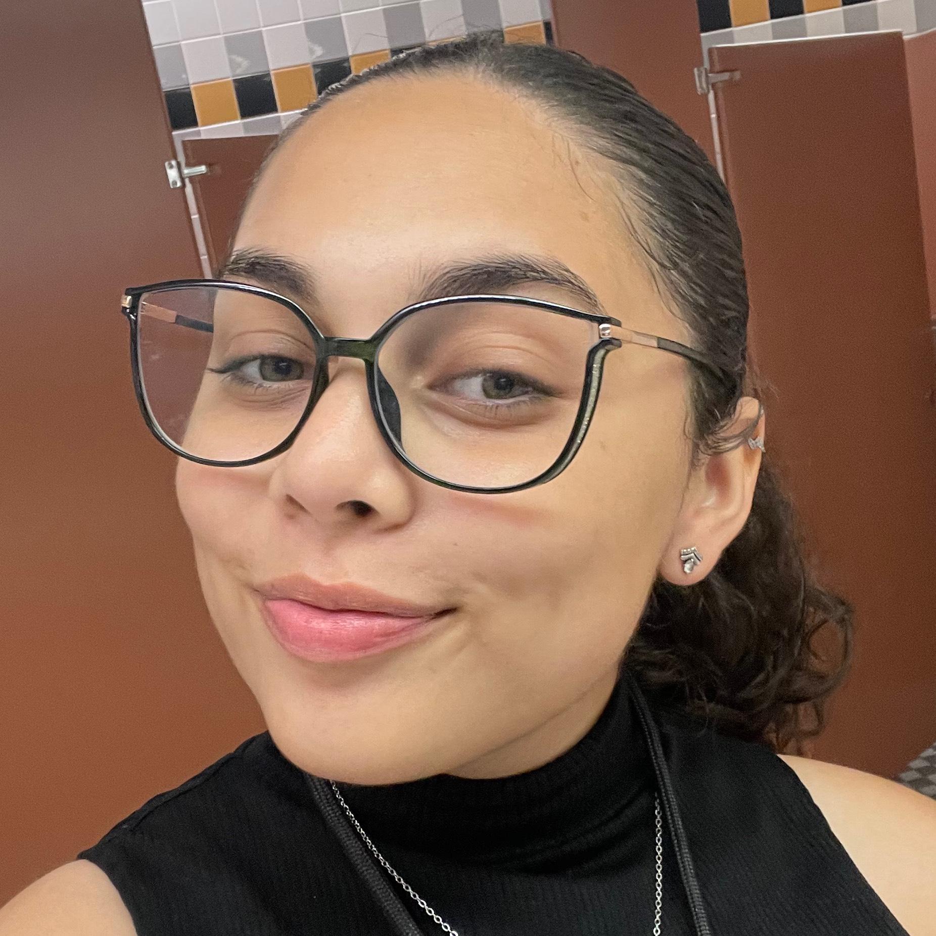 Alejandra Navarro-Rosado