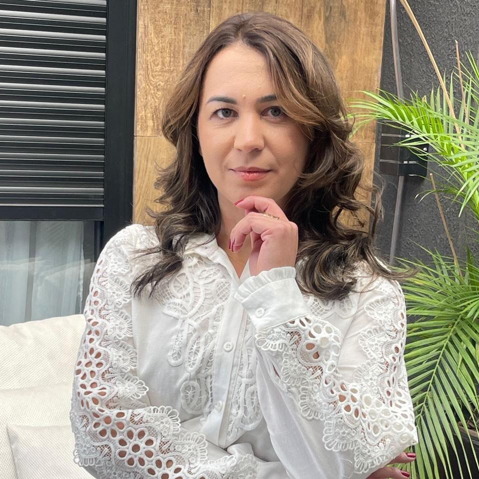 DANUBIA FABIANE DA SILVA RIBEIRO