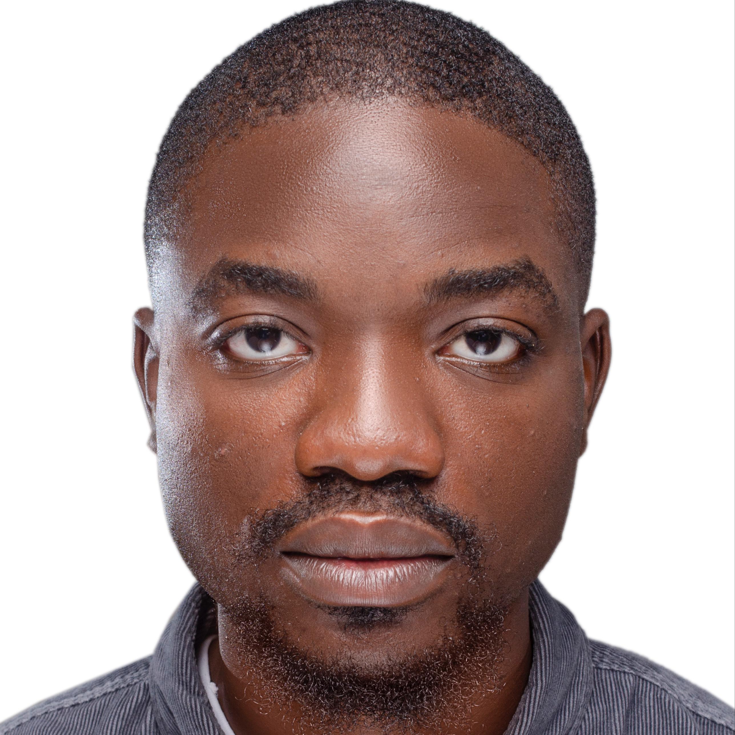 ABDULMALIK BABATUNDE AKINLOLU