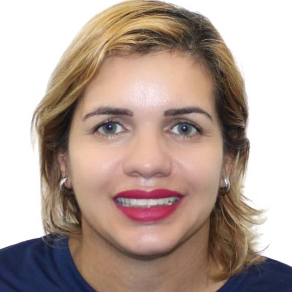 Helen Pomponet e Souza Bonner