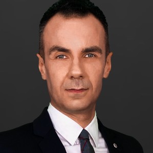 Artur Ostrowski