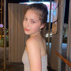 M A R Y I A S A M S O N O VA