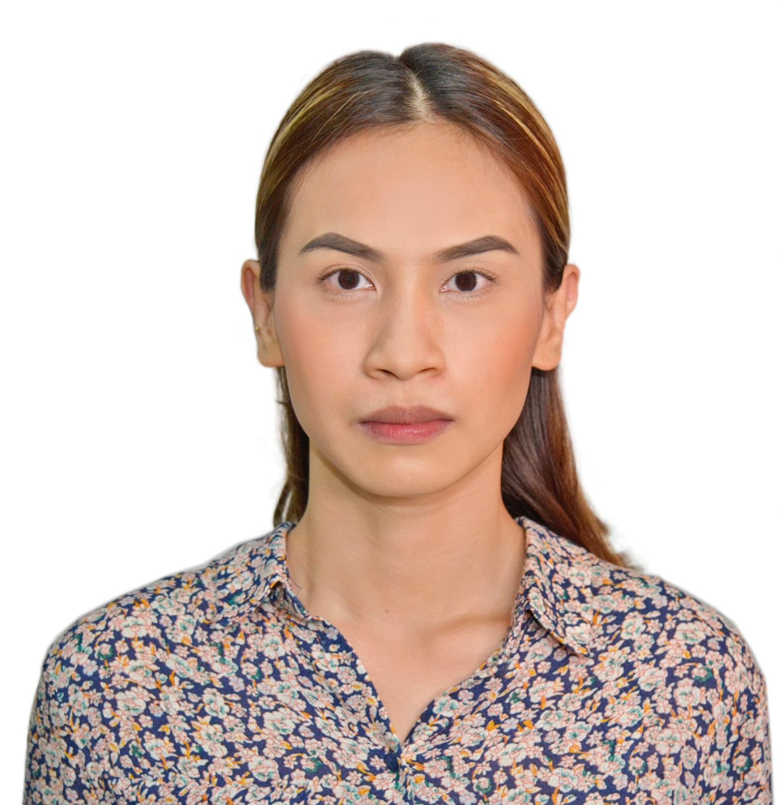 Sheinette Mae Paracuelles