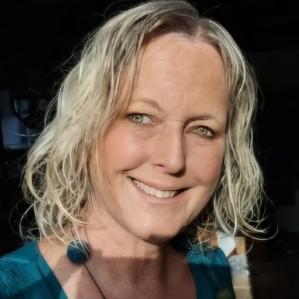 Claire Bonsall