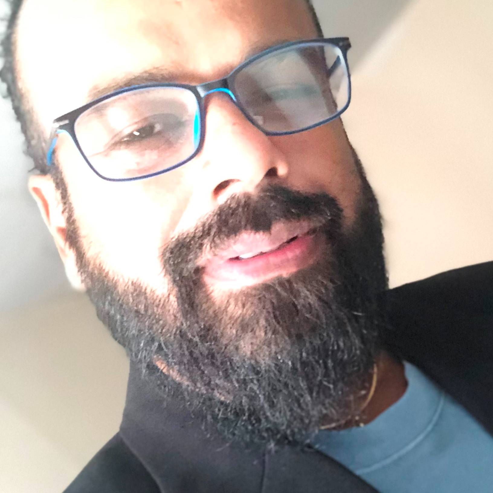 (Sam) Sampath Thushara