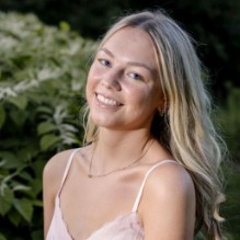 Isabelle Rehak