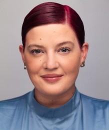 Phoebe Knight