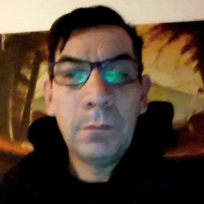 Robert Parra Puen