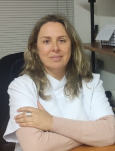 alicia Gamiz Gonzalez