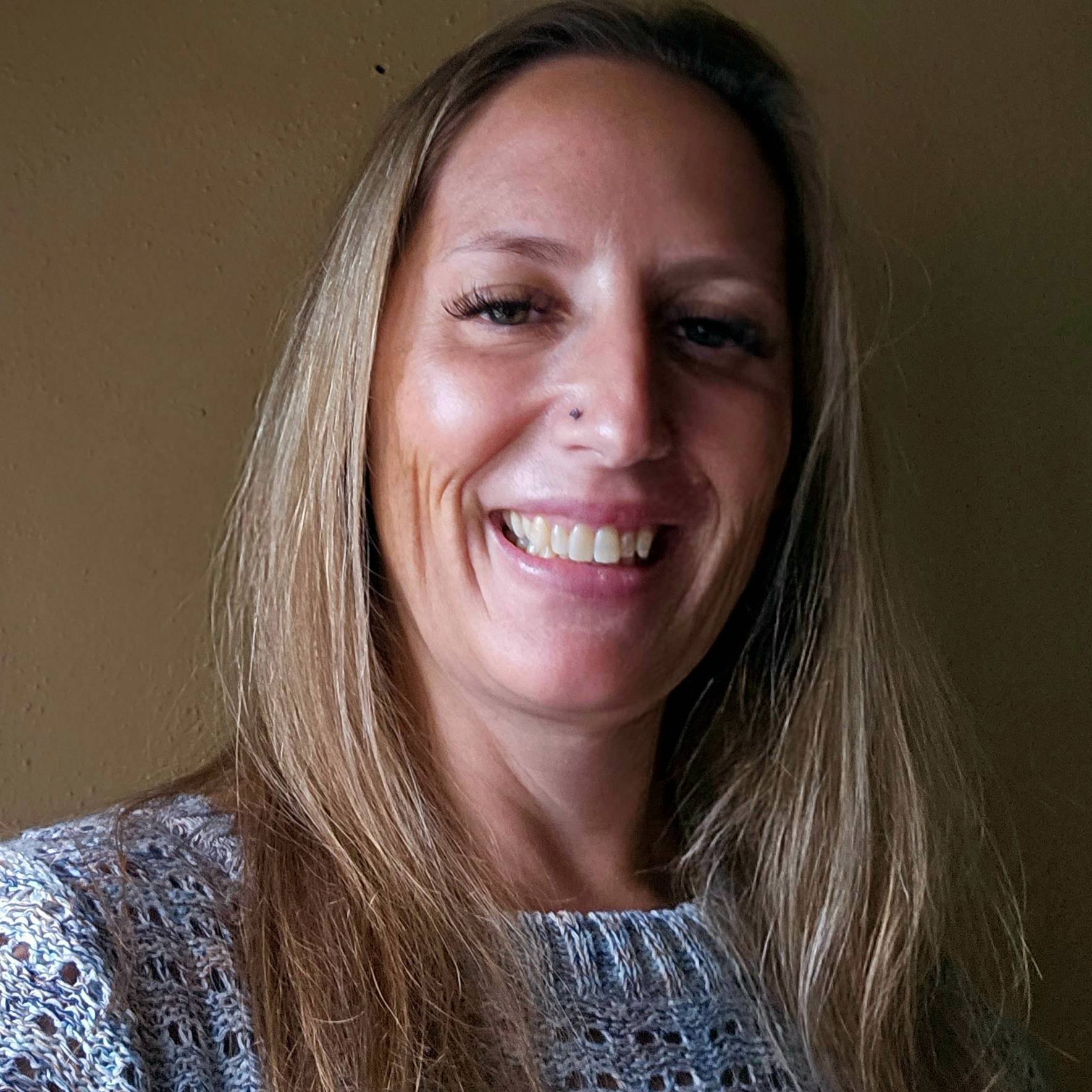 REBECCA EVERETT