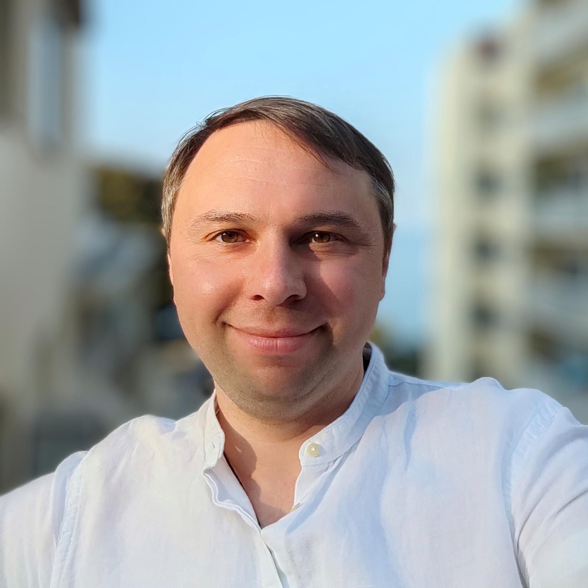 Artem Syniugin