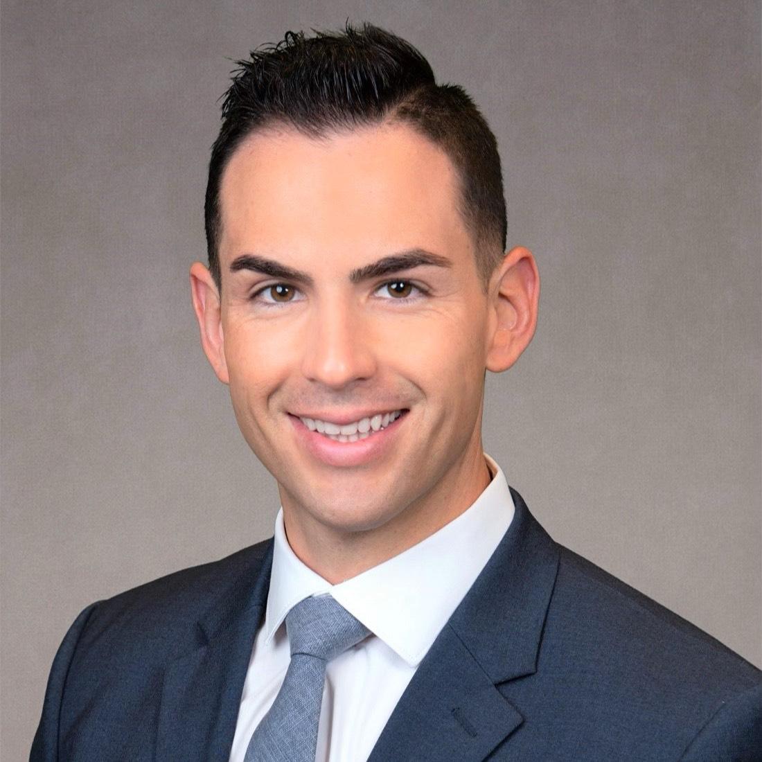Daniel V Passariello