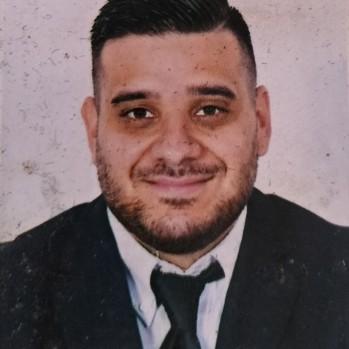 Roberto Flores