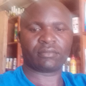 Charles Adari