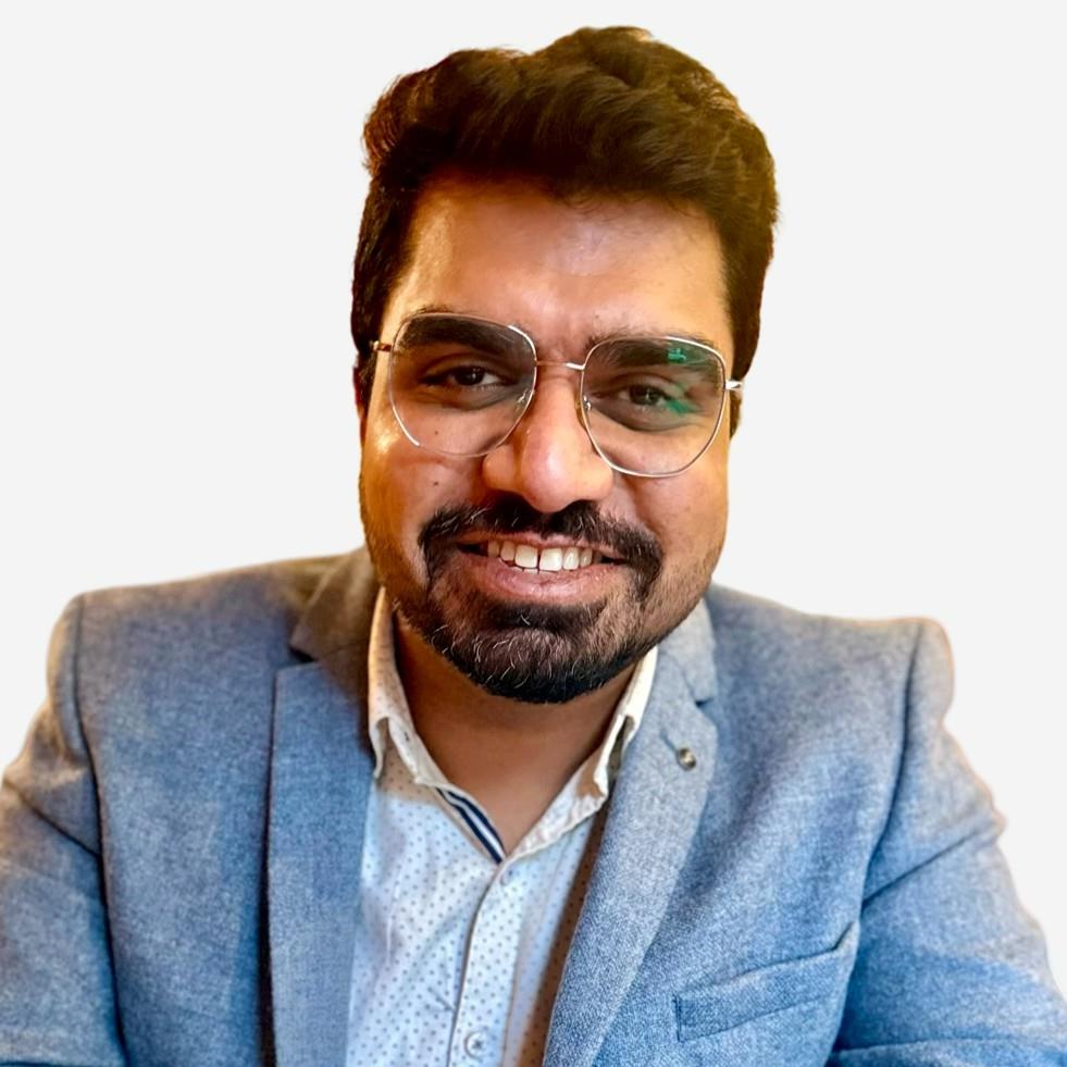 Aayush Niranjay Deshpande