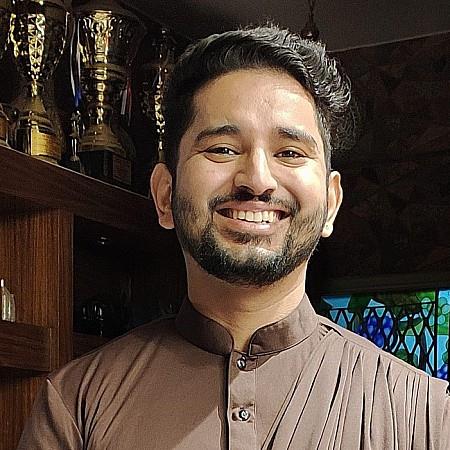 EZRA SHARMA
