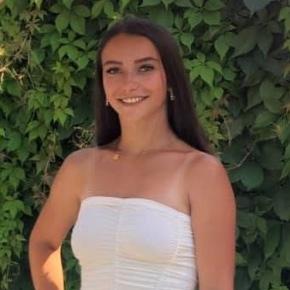 Ilona LEVEQUE