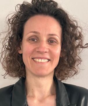 LAURA CORATELLA