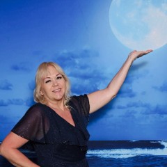 Christina Waldoch