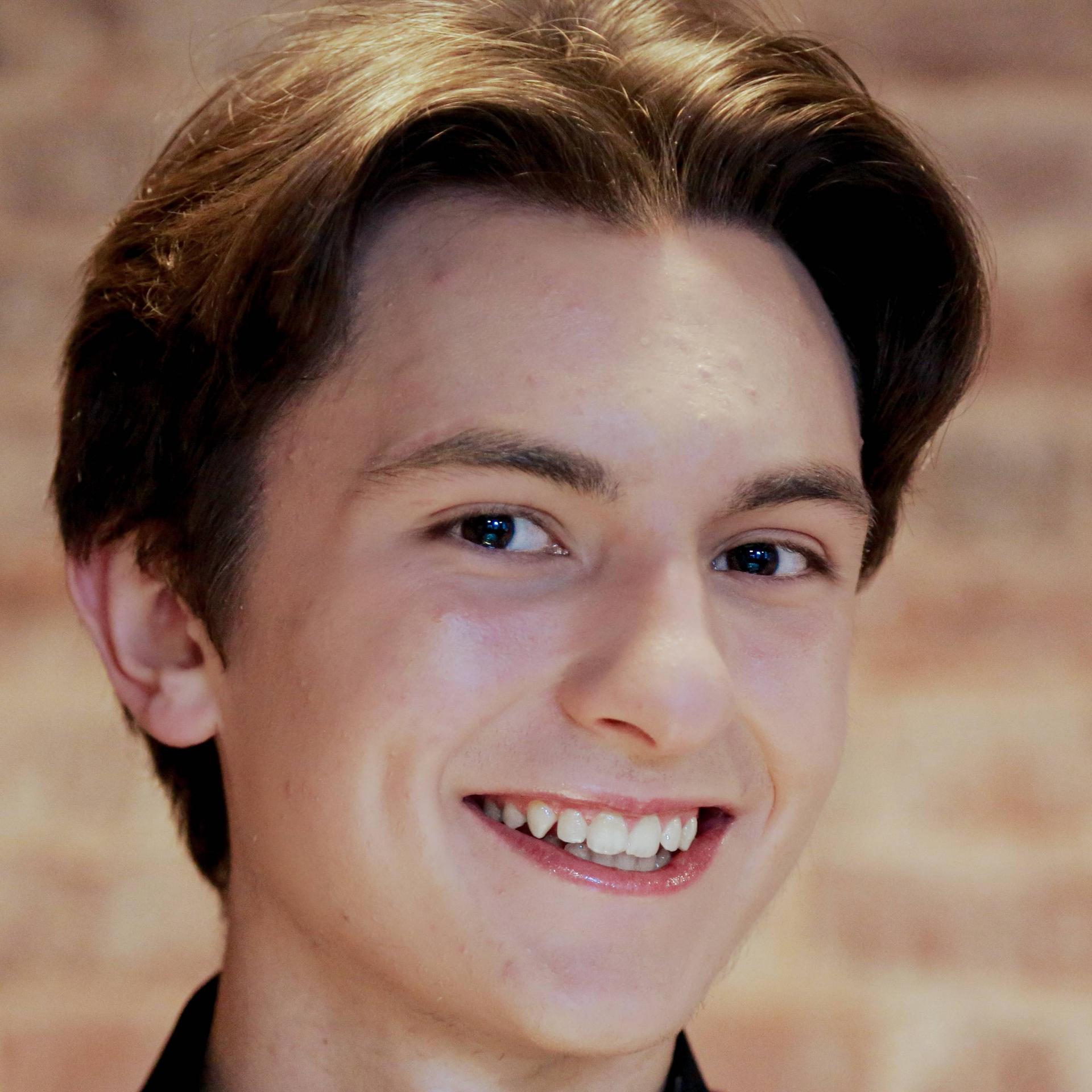 Dylan Isidro-lucking