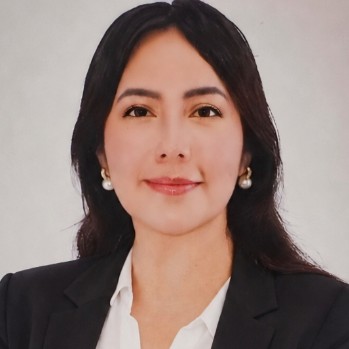 Stephanie Katherina Flores Culqui