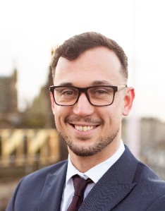 ARON RADVANYI