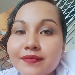 Auris Beatriz Chota Raysky