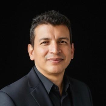 Carlos Velásquez Santos