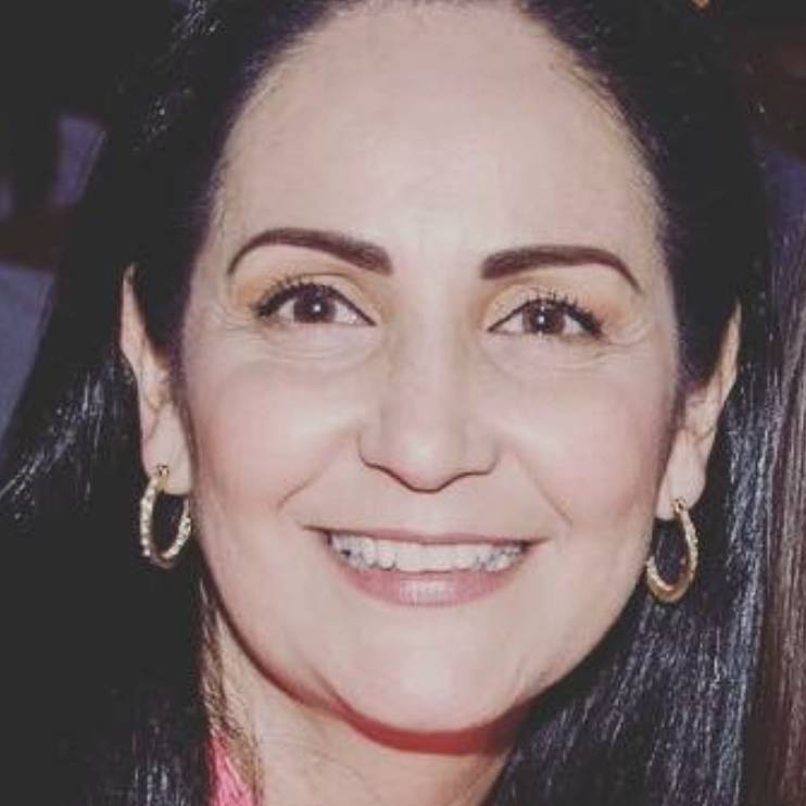 Clara M Luna