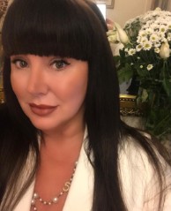 Theresa Holmes