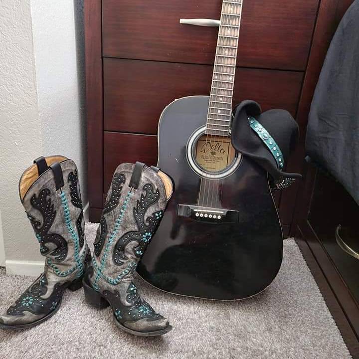 LISA CHRISTINA PEETE