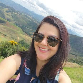Elisângela Zuquim