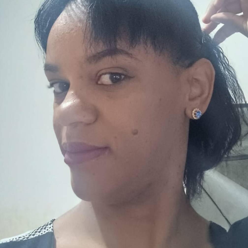 Joice Elaine Gouveia Gonçalves