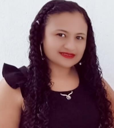 YAMIRIS HERNANDEZ
