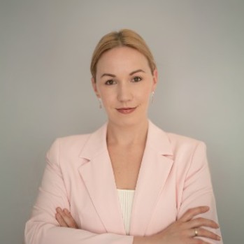 Regina Cseppento